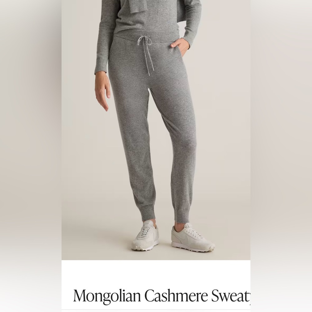 Cashmere sweatpants